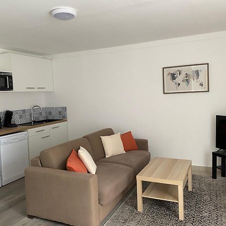 Maison Spacieuse Et Confortable 100M2 Avec Jardin Val-de-Reuil Exteriör bild
